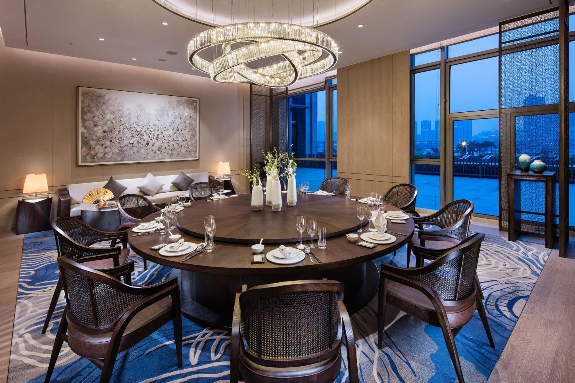 Hilton Quanzhou Riverside Exterior photo